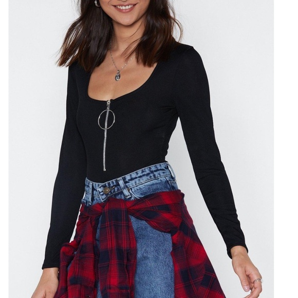 Nasty Gal Tops - Nasty Gal black zip front scoop neck ribbed bodysuit